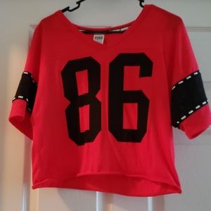 PINK campus crop tee
